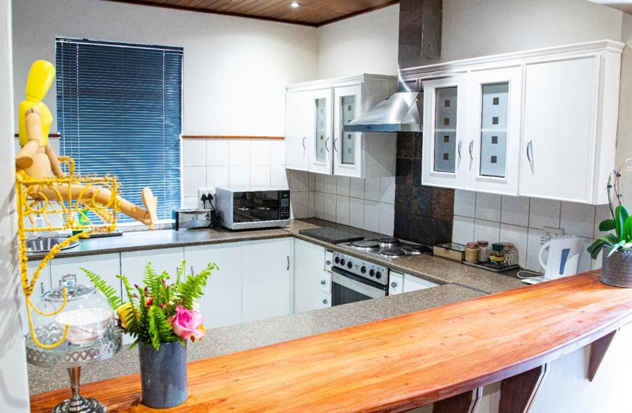 Sixty Three Hotel Bloemfontein Ngoại thất bức ảnh