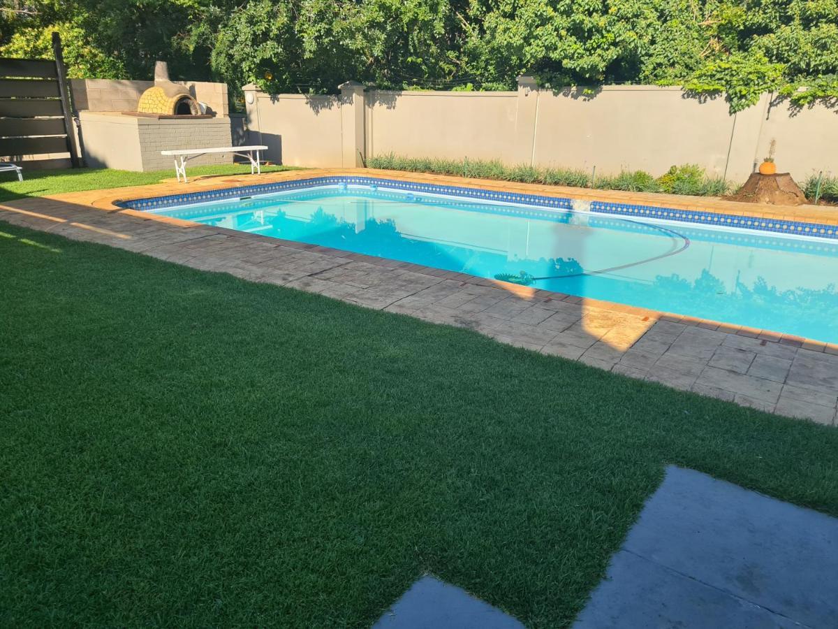 Sixty Three Hotel Bloemfontein Ngoại thất bức ảnh